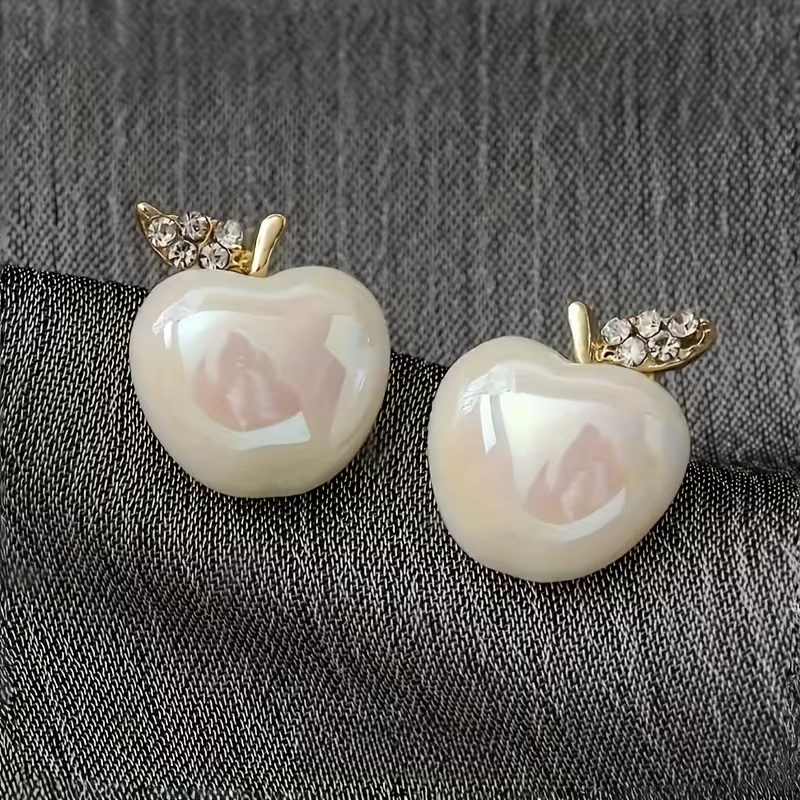 Chic Pearl Apple Earrings